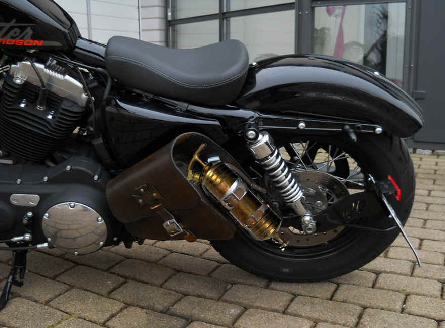 XL 1200 Forty-Eight Benzinflasche (S. 3) - Milwaukee V-Twin
