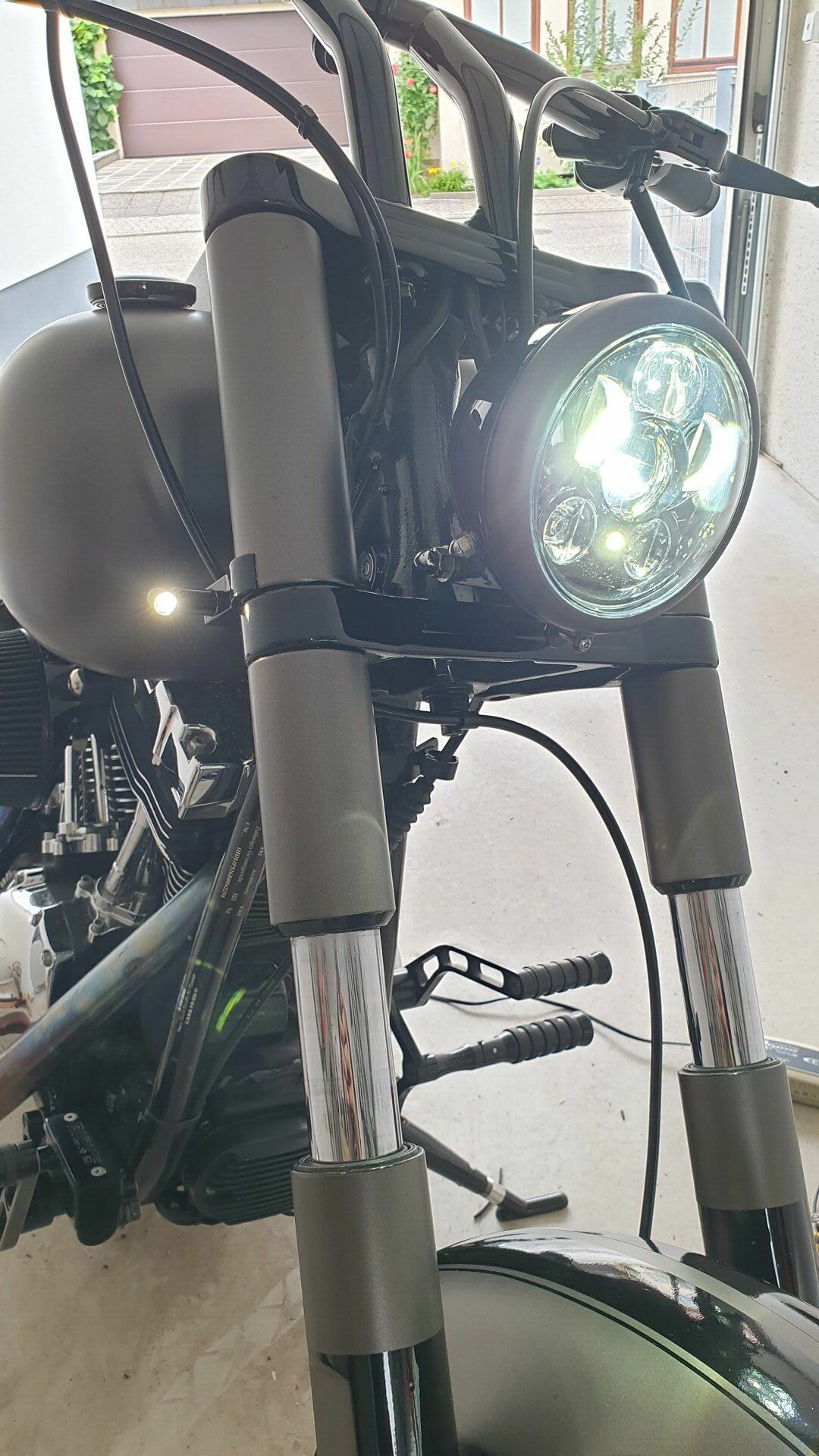 5Zoll LED Scheinwerfer Rund Schwarz für Touring Softail Dyna Trike Road  King